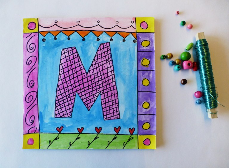 bokstavbilde, treperler, metalltråd