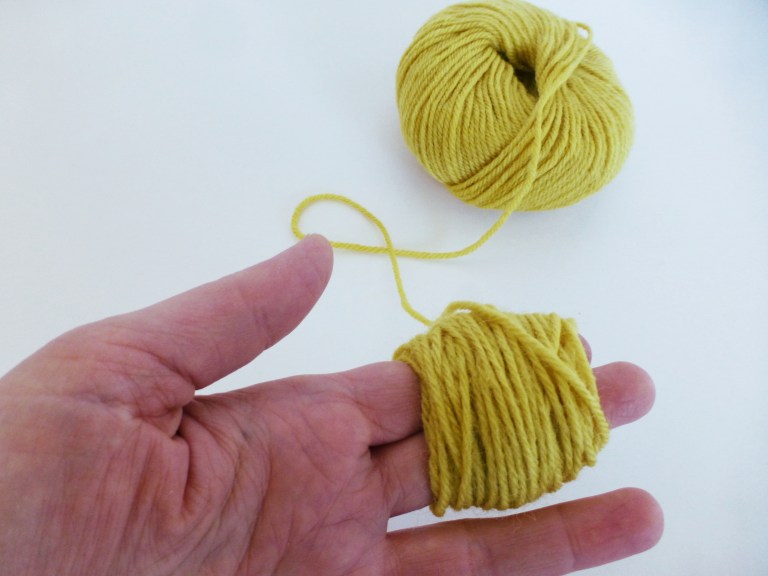 hvordan lage dusk av garn, garndusk, pompom