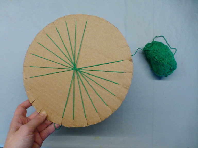 rundvev, gjenbruk papp