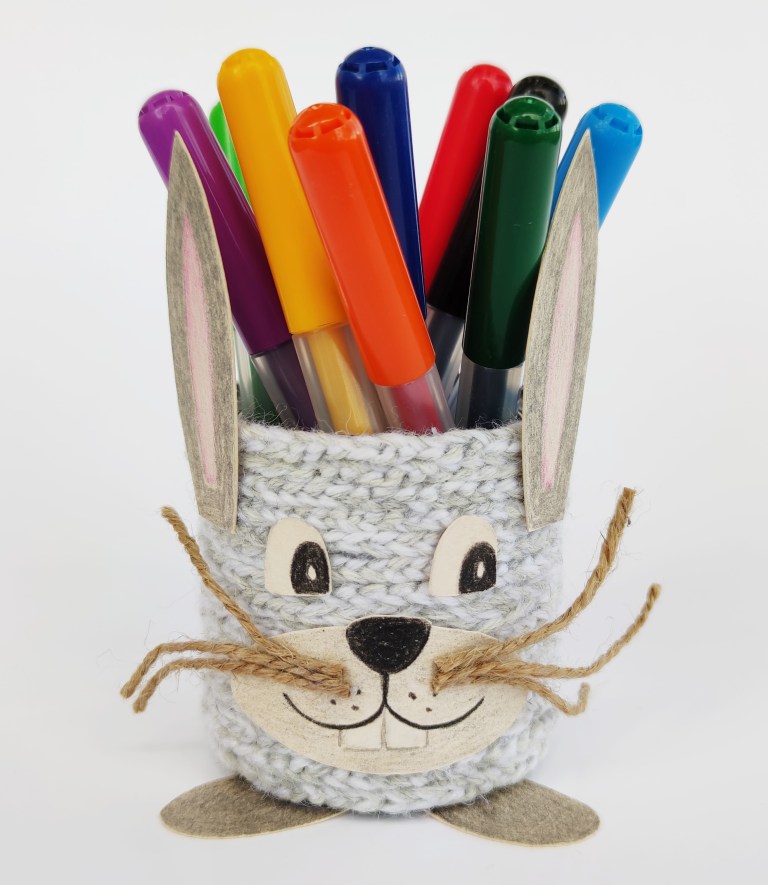 fingerhekle, påskehare, gjenbruk, blikkboks